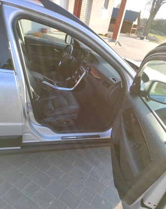 Volvo XC 70 cena 81000 przebieg: 143000, rok produkcji 2015 z Małogoszcz małe 121